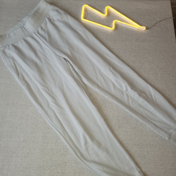 Aritzia TNA Airy Fleece Perfect Pocket Sweatfleece Sweatpant - Picture 3 of 11